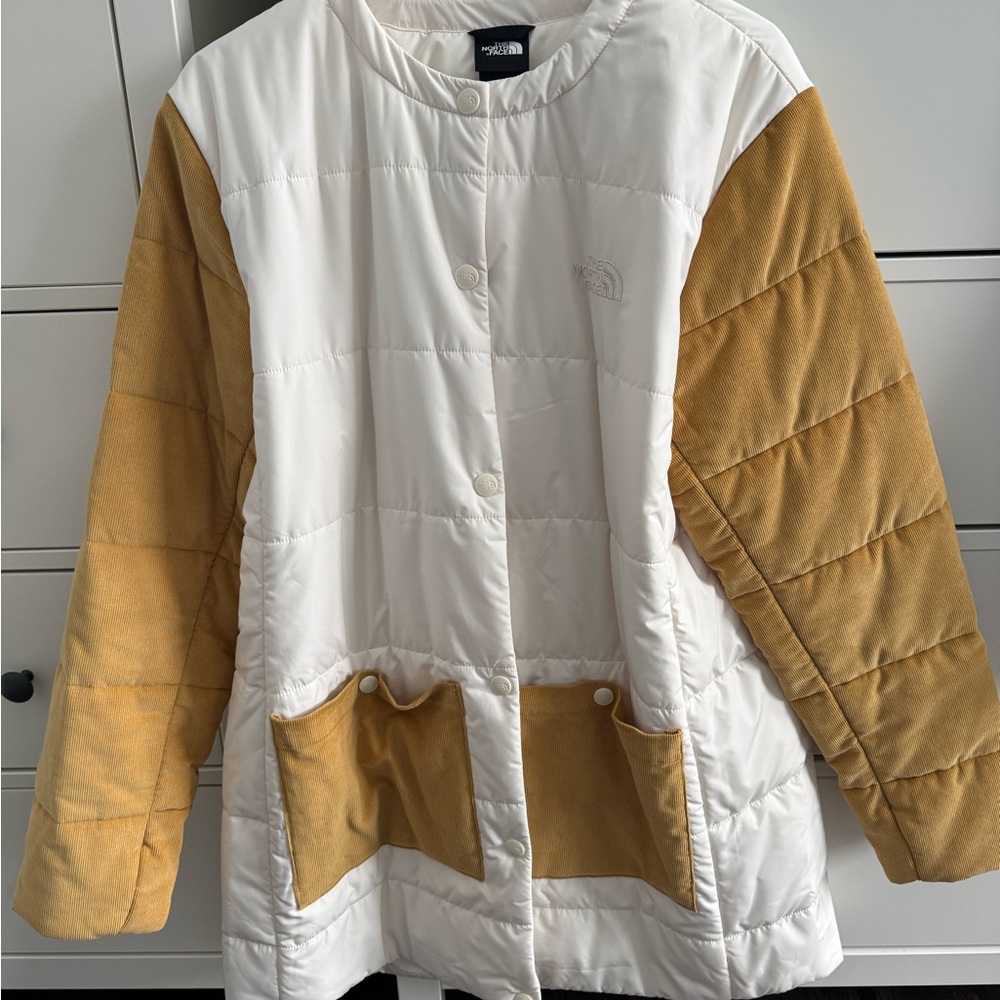 The North Face Women's Cream and Tan Puffer Jacket